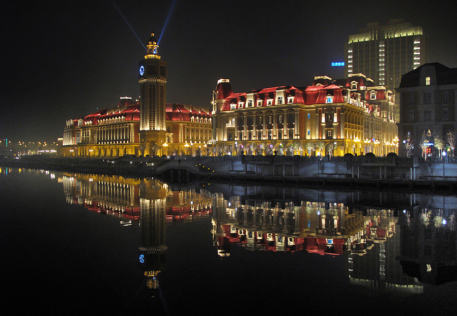 天津行之六——金湾广场夜景 摄影 同尘