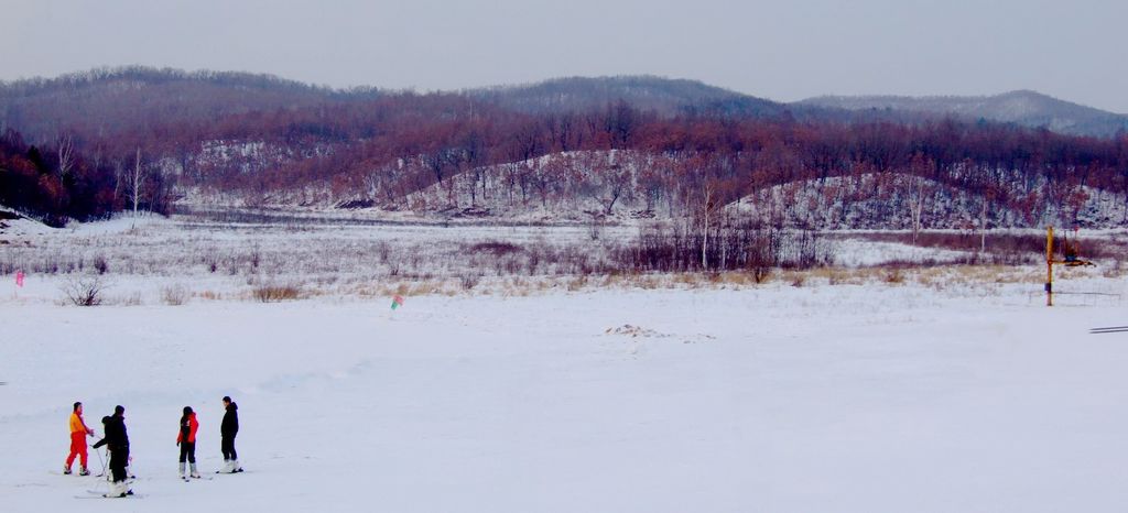 我们来到了滑雪场上 摄影 鲤江