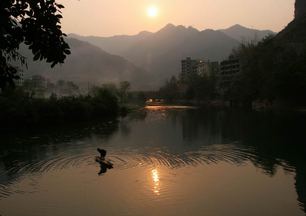 余晖里的巴马盘阳河 摄影 彭湖湾