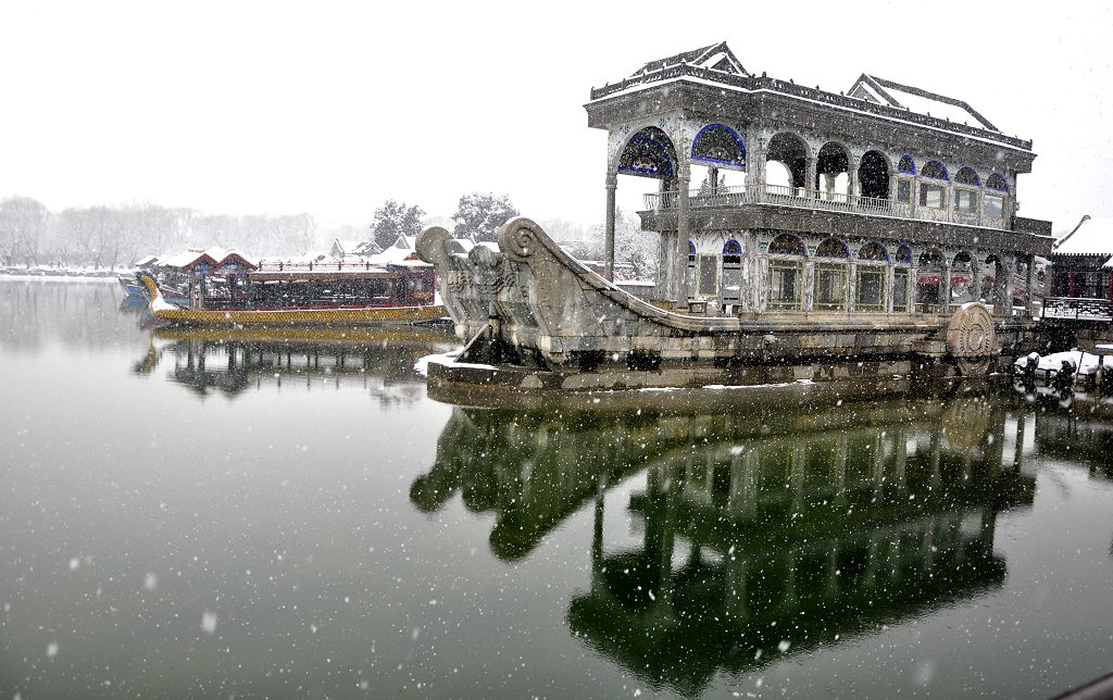 雪中石船舫 摄影 水穷处