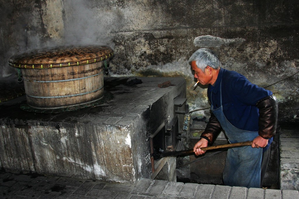 酿酒翁 摄影 茱丽叶