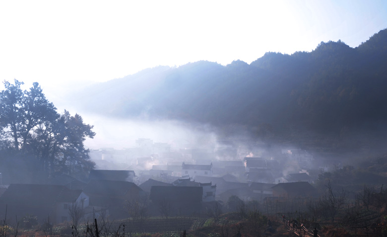 雾锁山村 摄影 孩子她爸