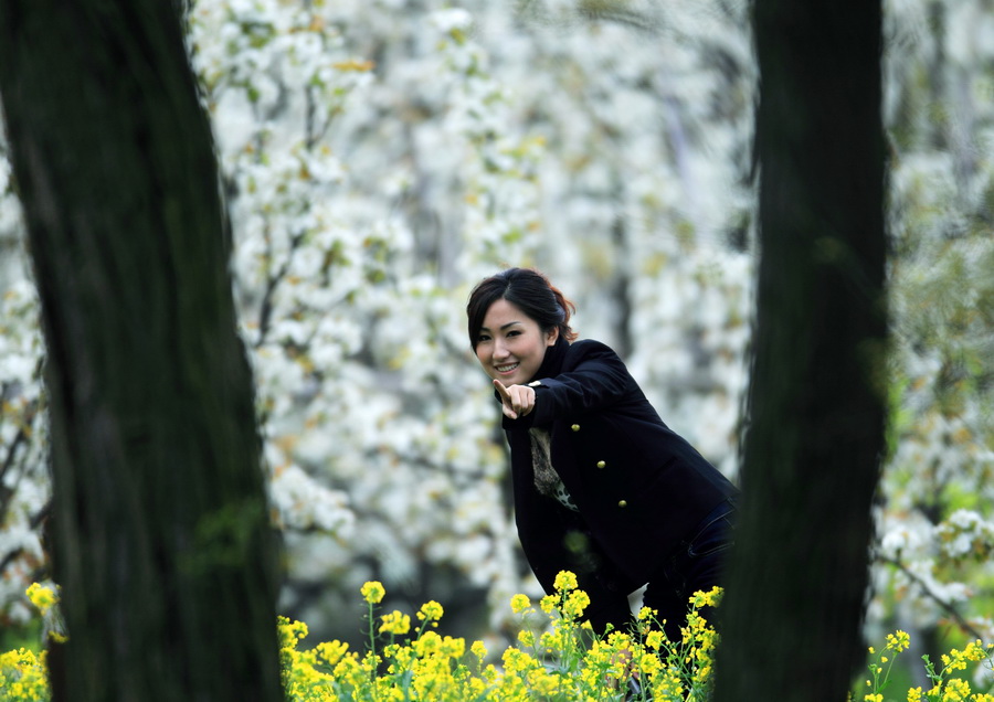 “牧女”遥指杏花村 摄影 自然本色