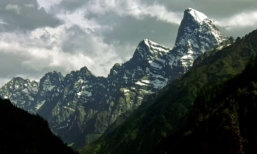 藏南的雪峰(建议大图） 摄影 澹泊镜远