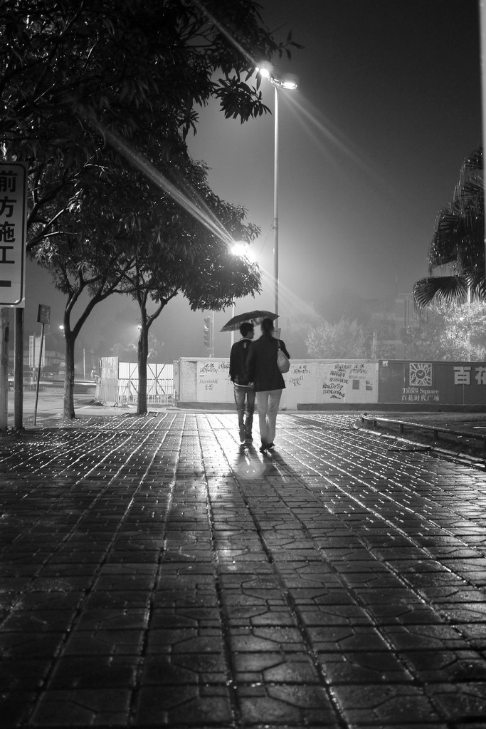 冷雨夜 摄影 爱琴海岸