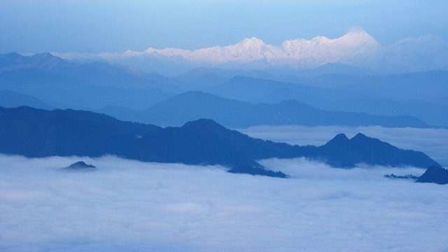 远眺贡嘎山 摄影 破曉