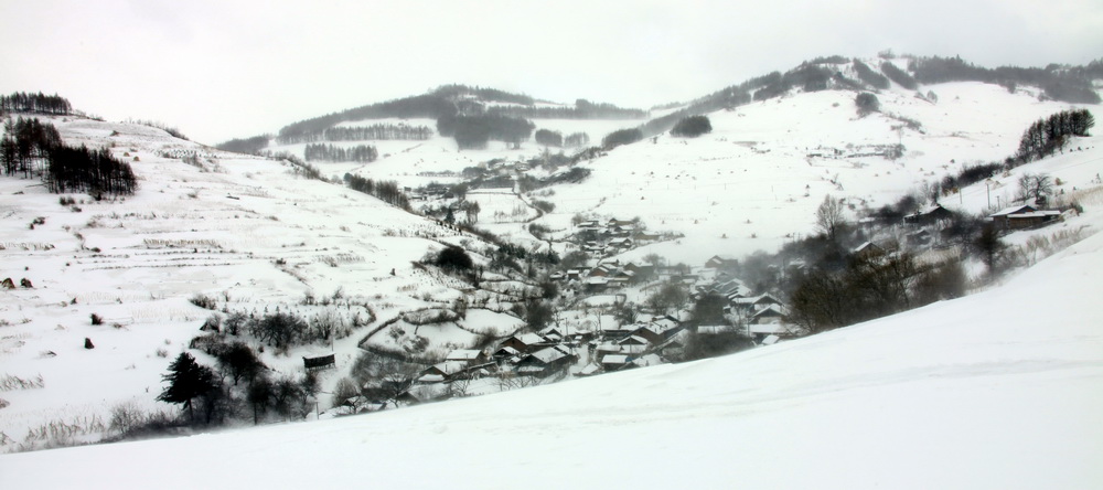 水墨山村 摄影 衙斋听竹