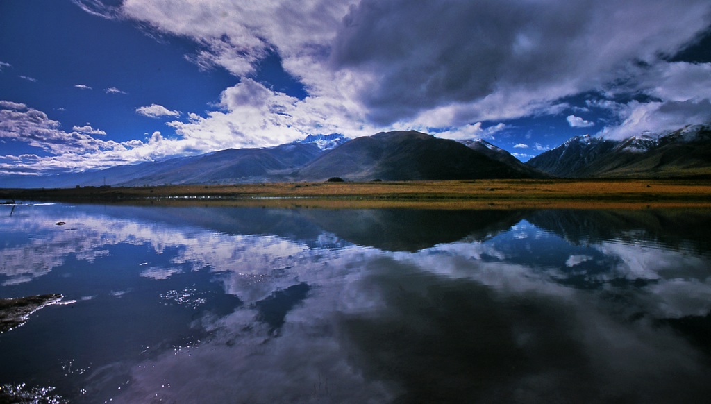 高原湖 摄影 葛达山