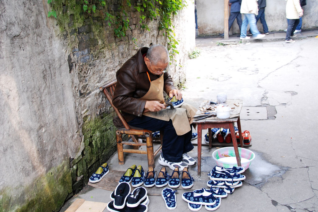 乌镇印象《三》老鞋匠 摄影 HANSS