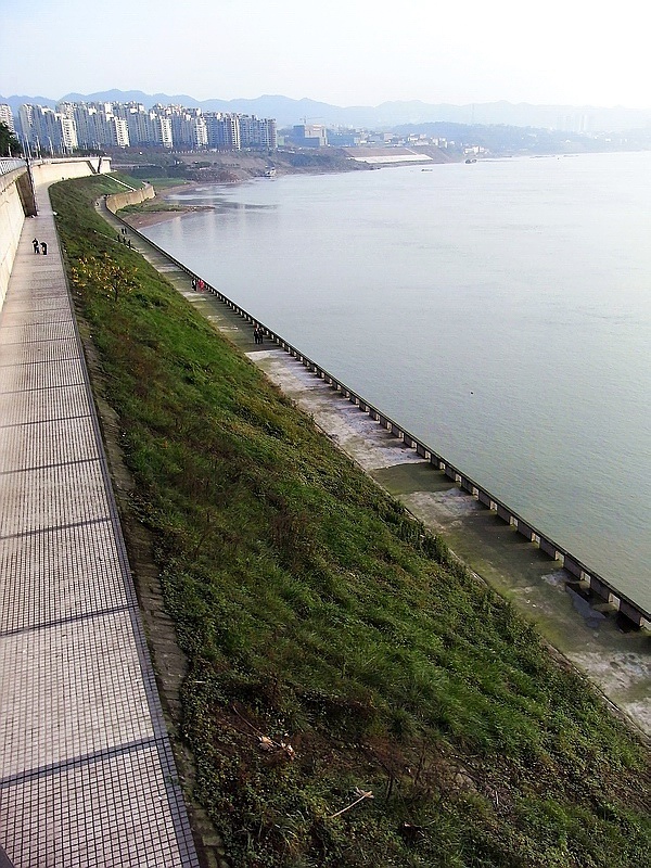 江堤 摄影 闲来寻花