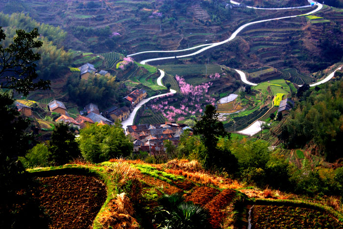 山路 摄影 马驼沙