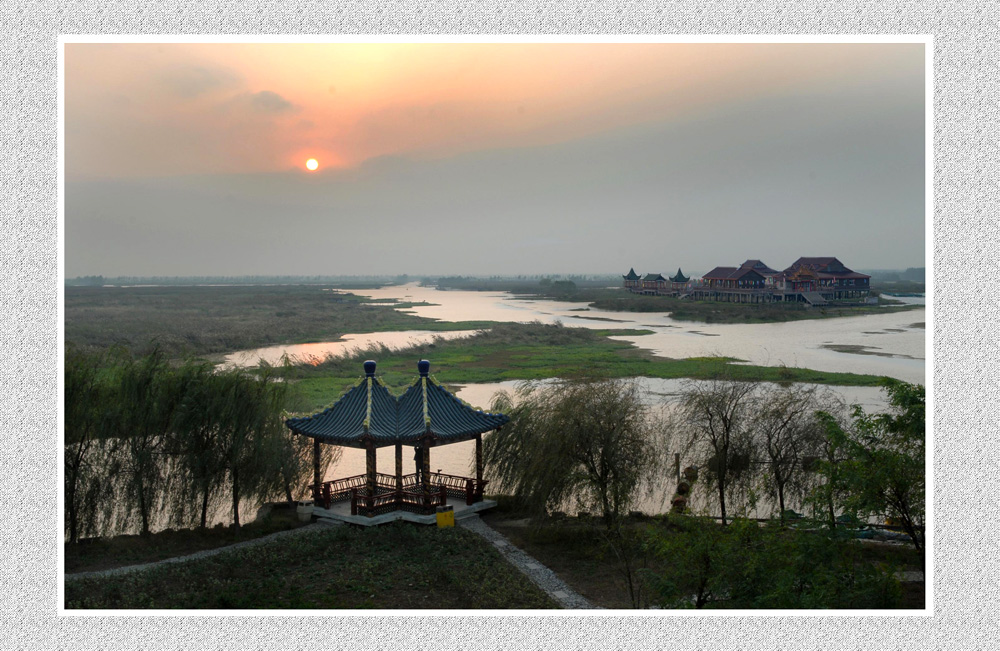 夕阳双亭 摄影 林雨