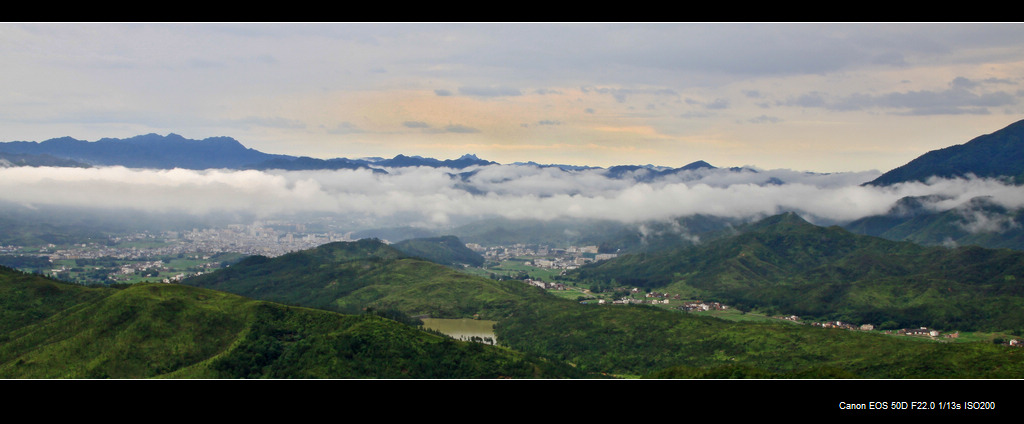 雾锁山城 摄影 四十一枝花