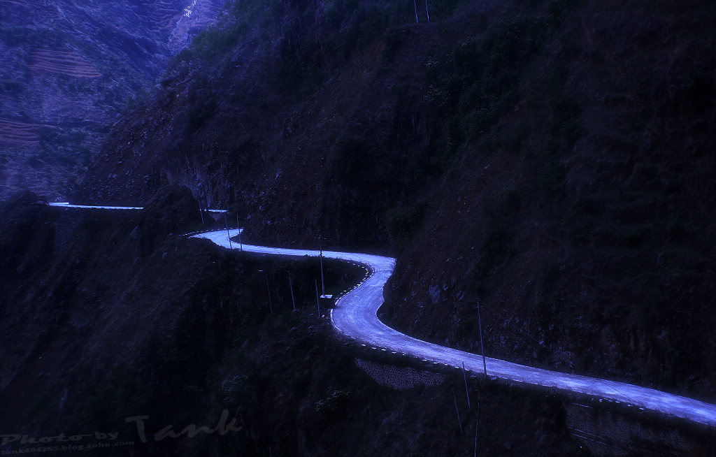 高原盘山公路 摄影 坦克1979