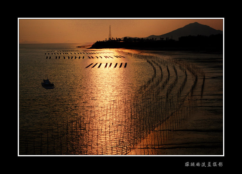 夕阳映红了海面 摄影 朦胧的淡蓝