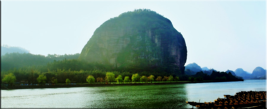 龙虎山风景10：仙桃石 摄影 江南客