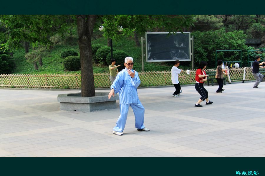 良辰当五日，偕老祝千年。 摄影 羁旅