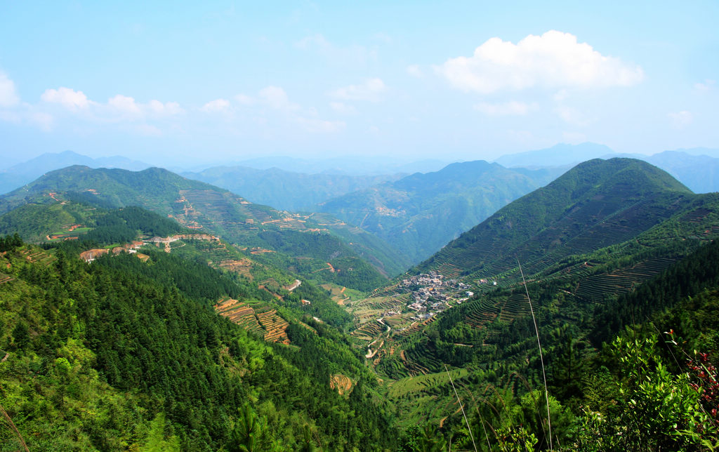 大山深处有人家 摄影 梁岗樵夫