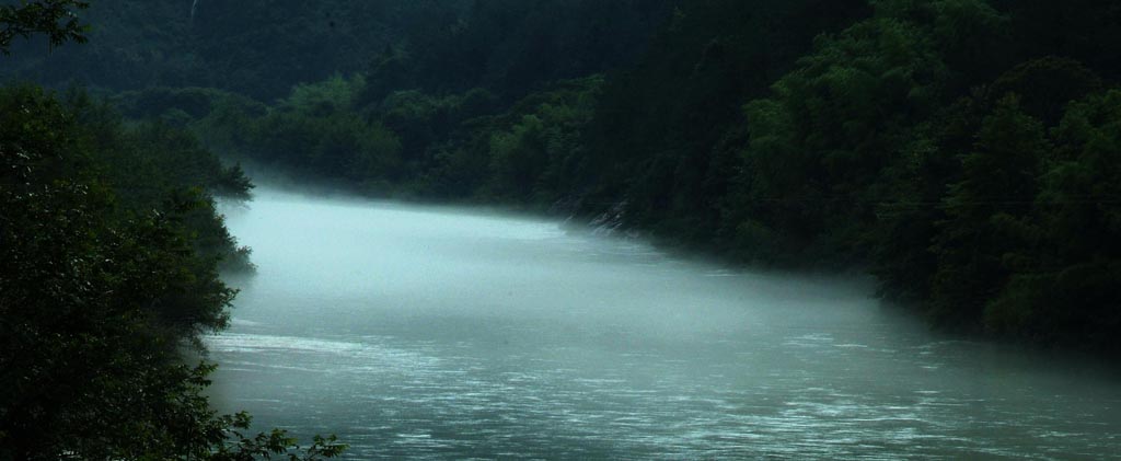 一江春水 摄影 靠山屯