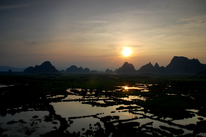 夕照睦洞湖 摄影 云山西河