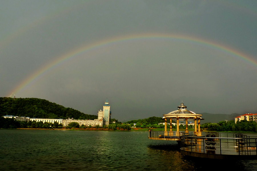 雨后磁湖(2) 摄影 万江