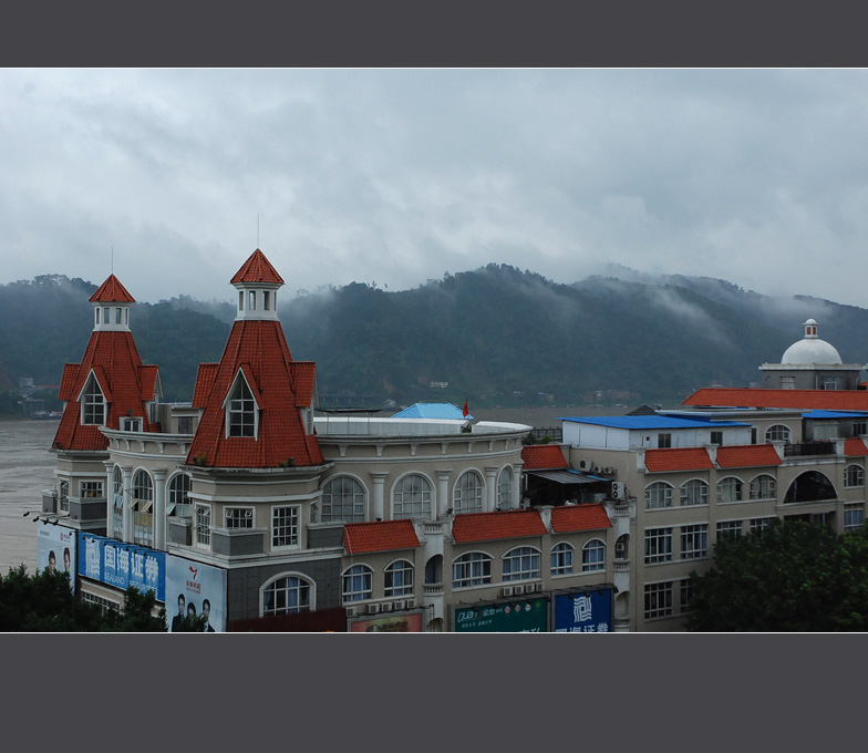 风雨袭来时 摄影 山水迷