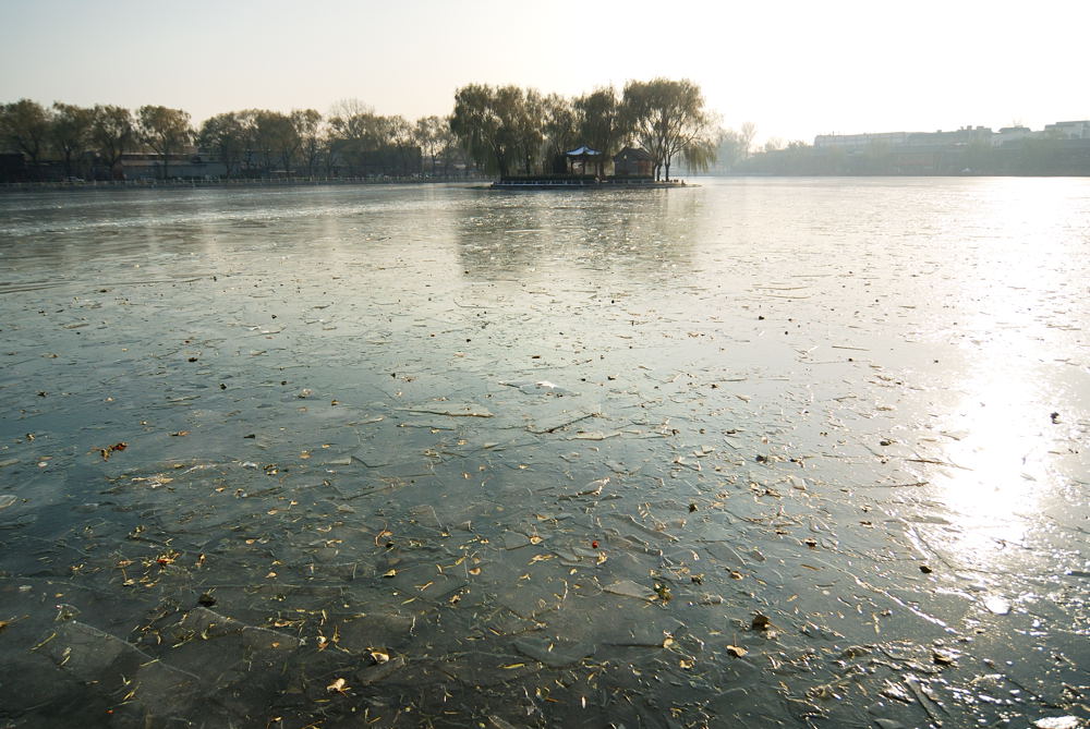 静谧湖面 摄影 luzhouzjy