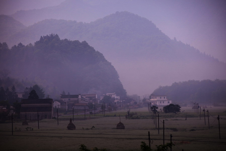 东方欲晓 摄影 ujszjm