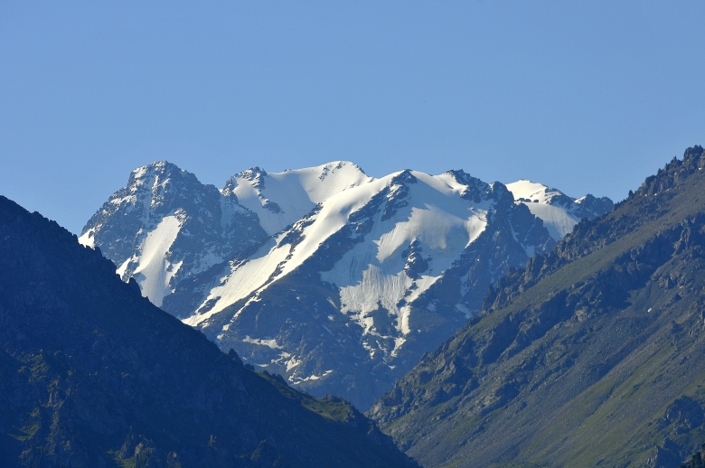 天山天池 摄影 mayinghong