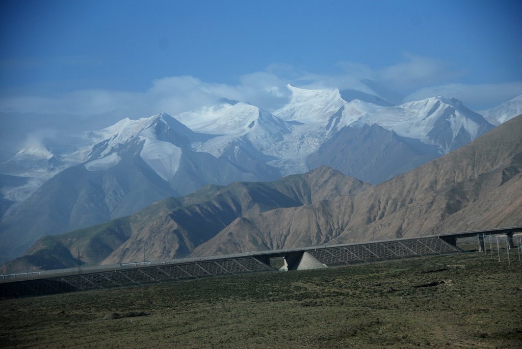 穿行在昆仑山 摄影 千岛湖