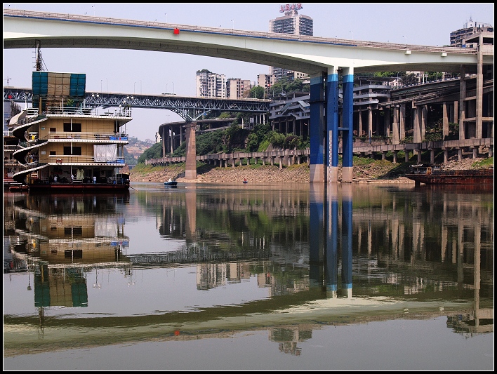 嘉陵江畔 摄影 龙吟天下