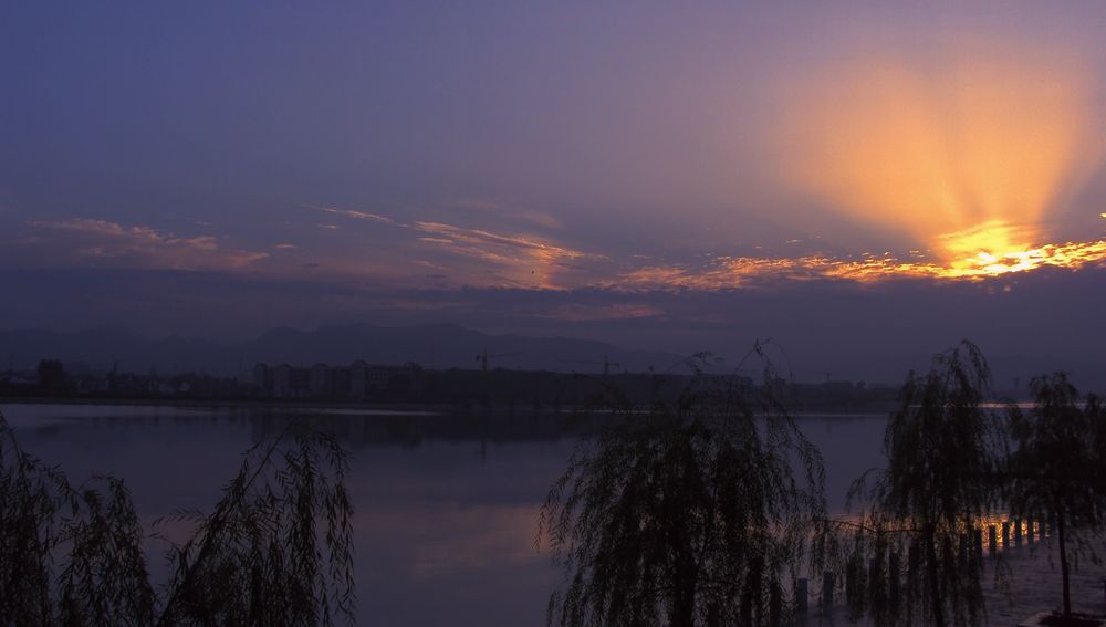 夕阳西下 摄影 mx飞毛腿