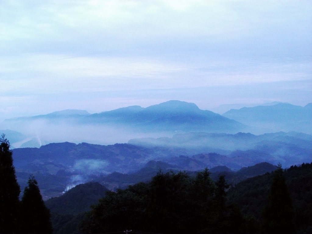 蒙顶山1 摄影 灯下黑