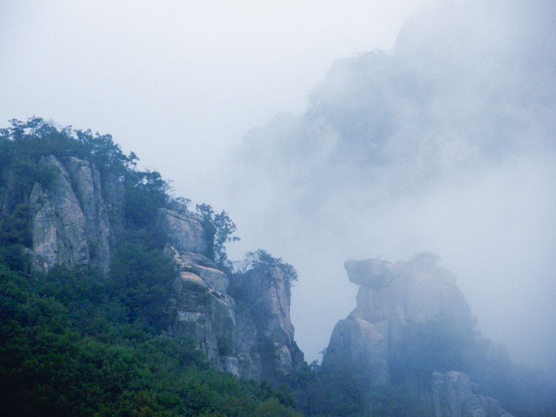 幽境藏蛟龙 摄影 皓月郑顺安