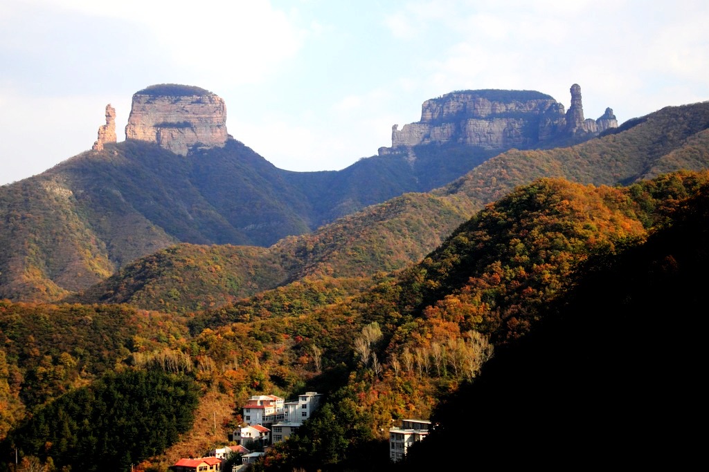 嶂石岩山峰 摄影 路界平