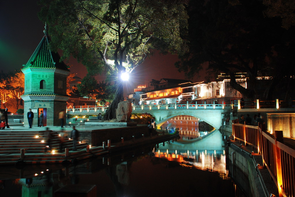 荔枝湾夜景 摄影 无限极