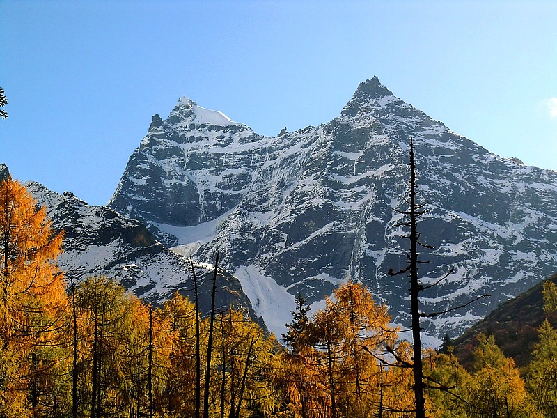 四姑娘山玉兔峰 摄影 电动车