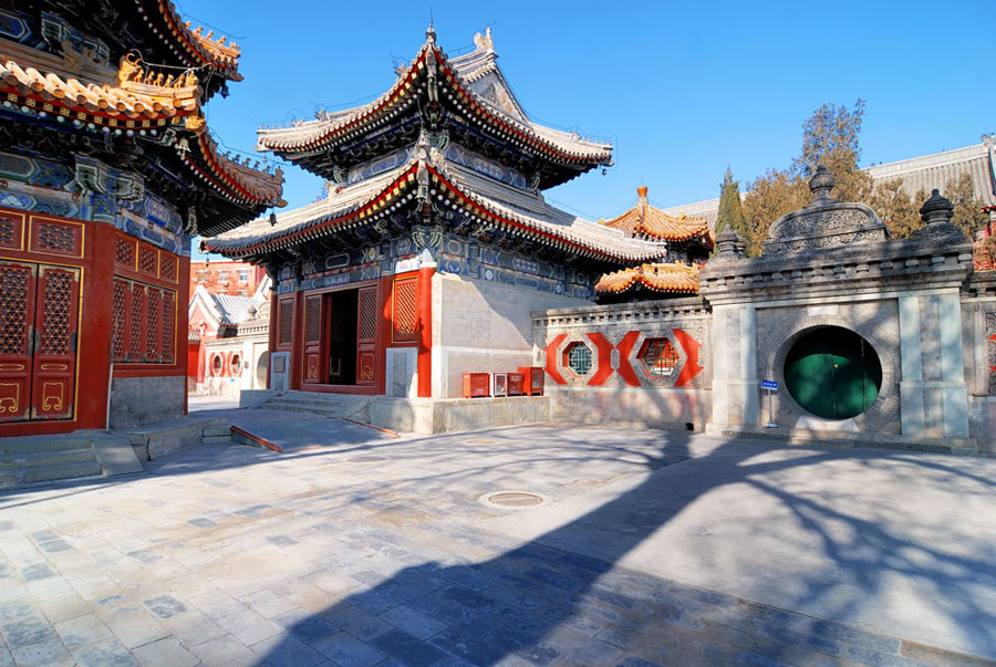 萧瑟寺院 摄影 luzhouzjy