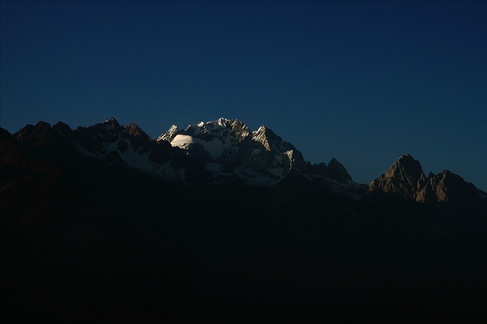 玉龙雪山 摄影 瓦匝片