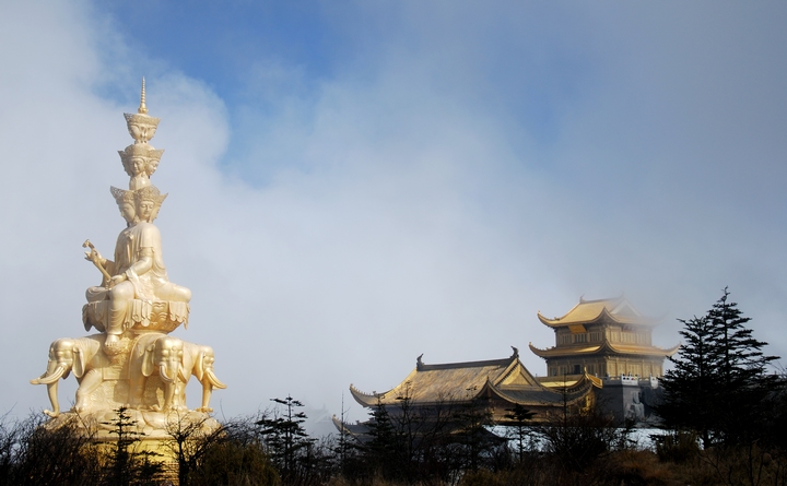 峨嵋山.金顶 摄影 云山西河