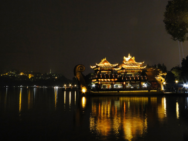 西湖夜景 摄影 怀能