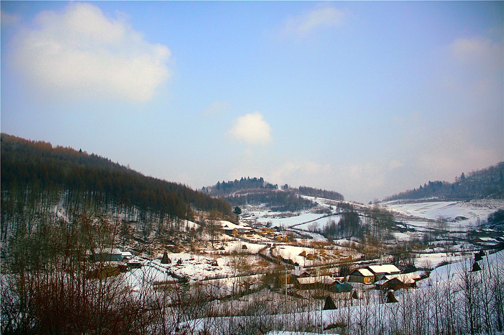 小山村 摄影 星湖