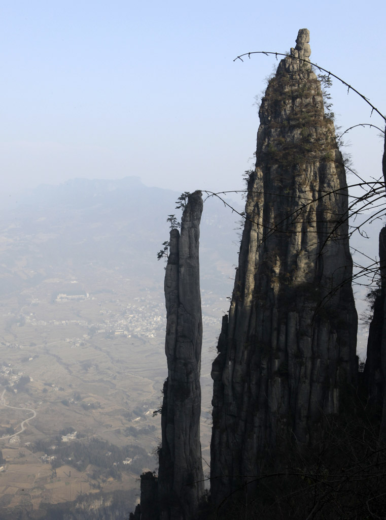 奇峰突兀－－恩施大峡谷风光之二 摄影 少逸