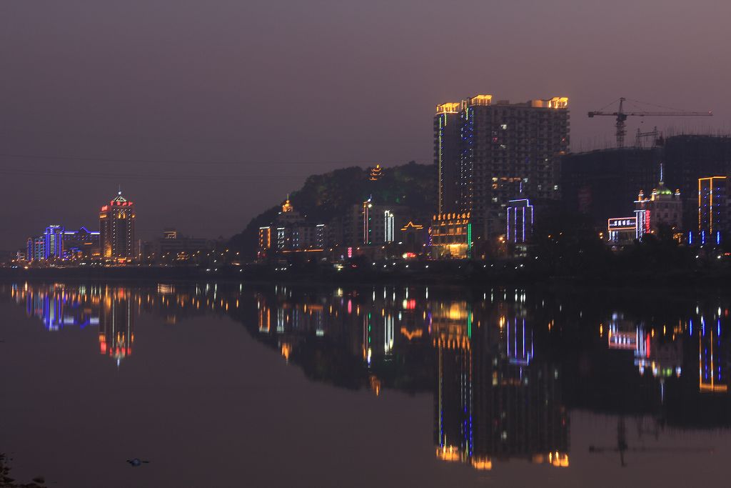 潭城夜景 摄影 郑大山人