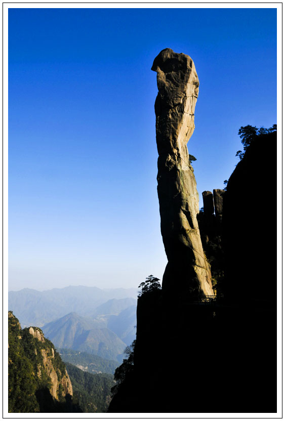 巨蟒出山 摄影 昭彰崇山