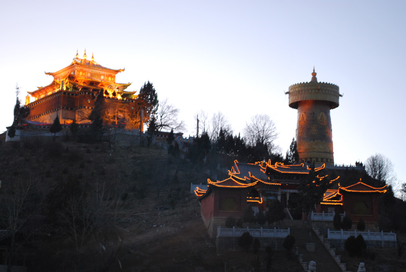 云南香格里拉 - 龟山大佛寺11 摄影 七滨逍遥