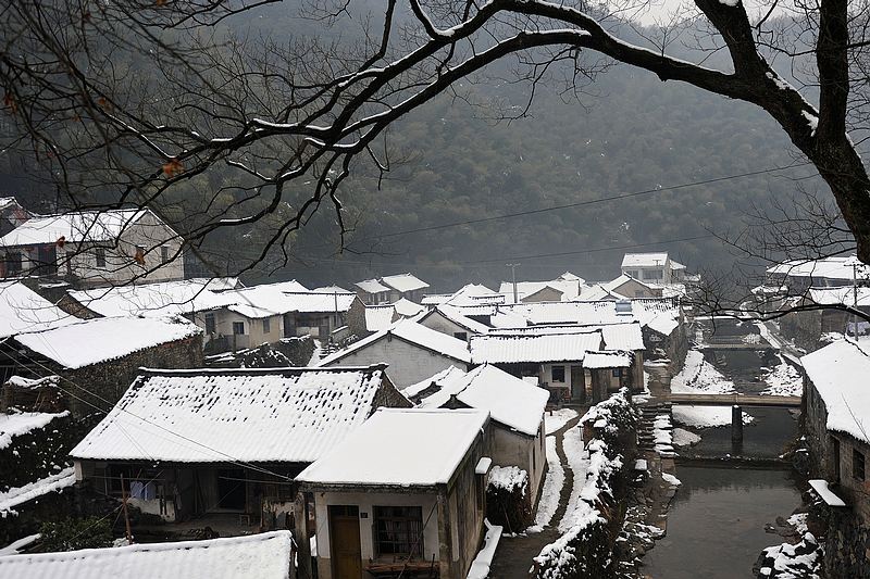 雪后山村 摄影 叶韵