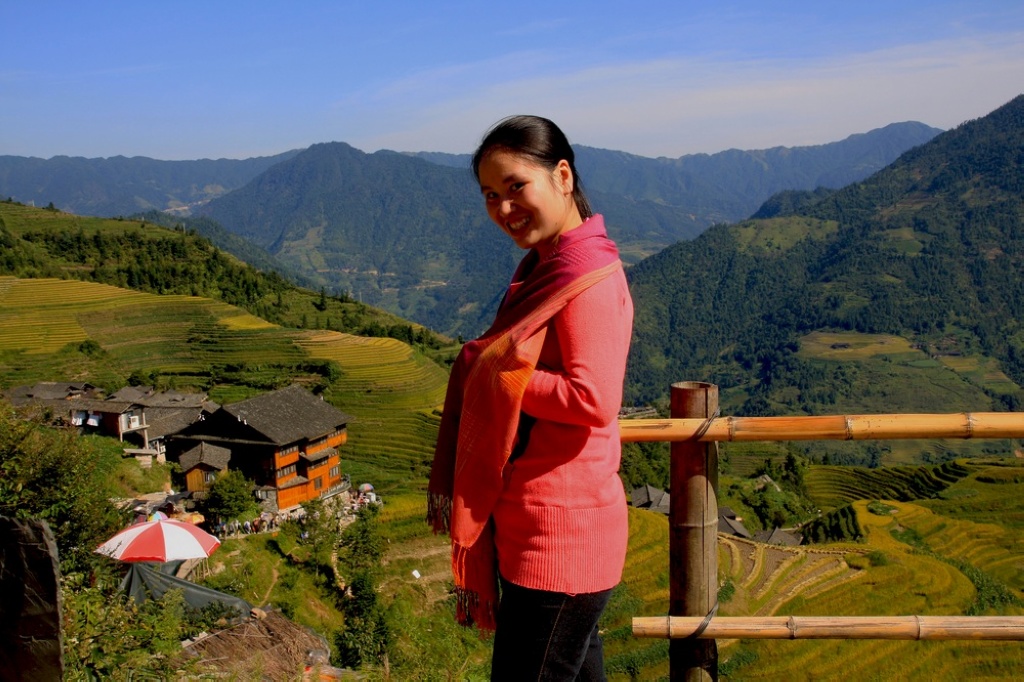 我在龙脊的山峰上(5)(点击放大图片) 摄影 侗家山妹