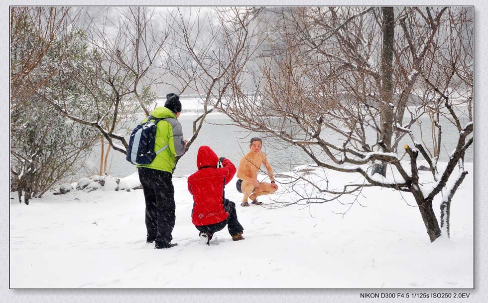 雪——冬泳之后 摄影 lingsu