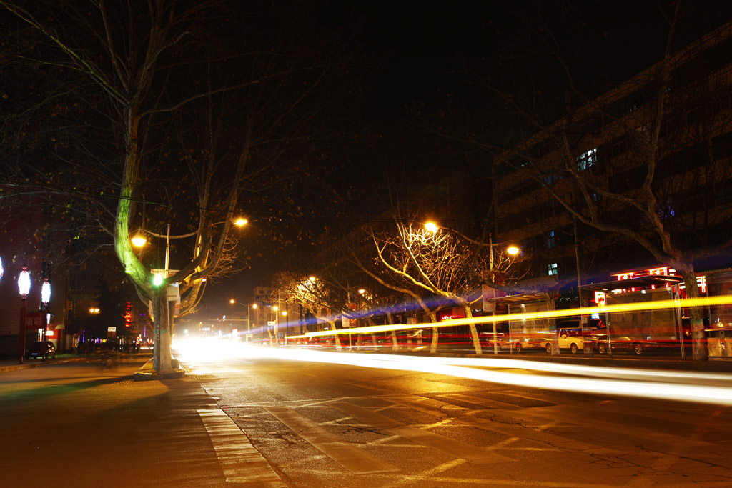 夜景初试  请多赐教 摄影 雪中莲2010